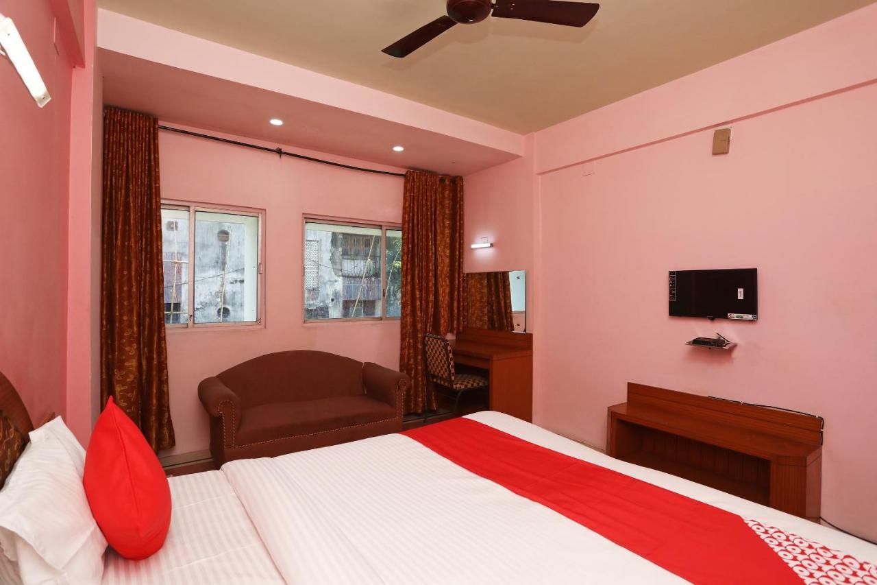 Hotel Keshari บูบันเนสชวาร์ ภายนอก รูปภาพ